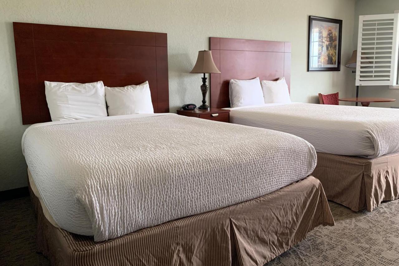 Oyo Hotel Pearsall I-35 West Exterior foto