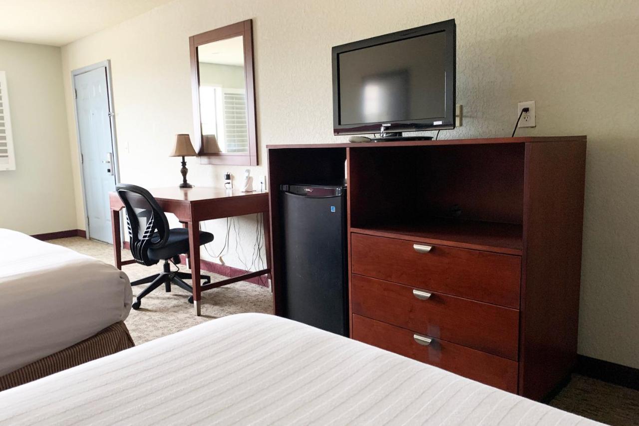 Oyo Hotel Pearsall I-35 West Exterior foto
