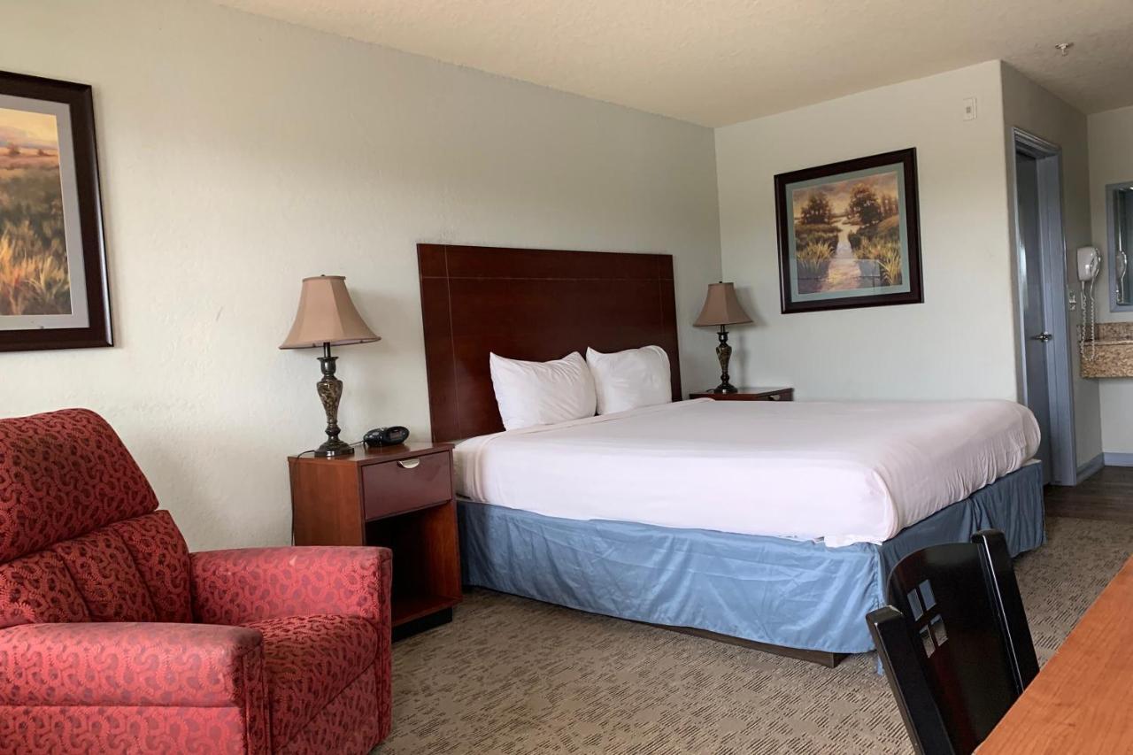 Oyo Hotel Pearsall I-35 West Exterior foto