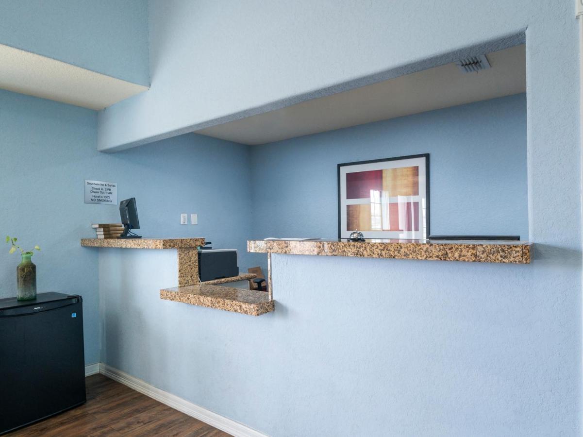 Oyo Hotel Pearsall I-35 West Exterior foto